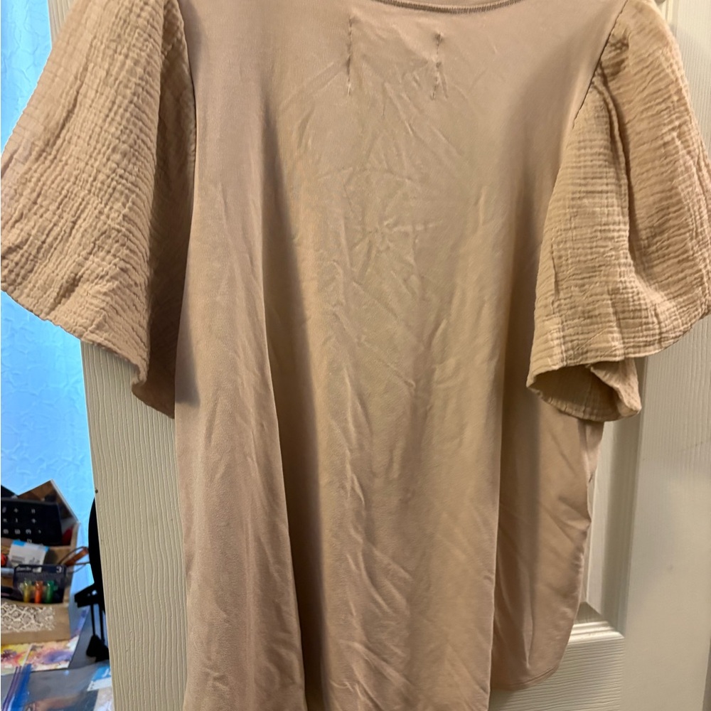 Cupio Beige Short Sleeve Top - Picture 9 of 11